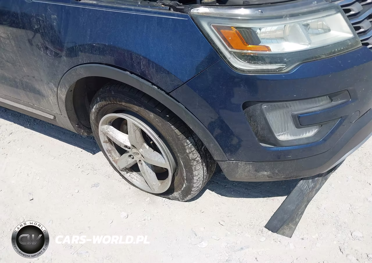 2017 Ford Explorer Xlt VIN:1FM5K8DH9HGC18841 - 6
