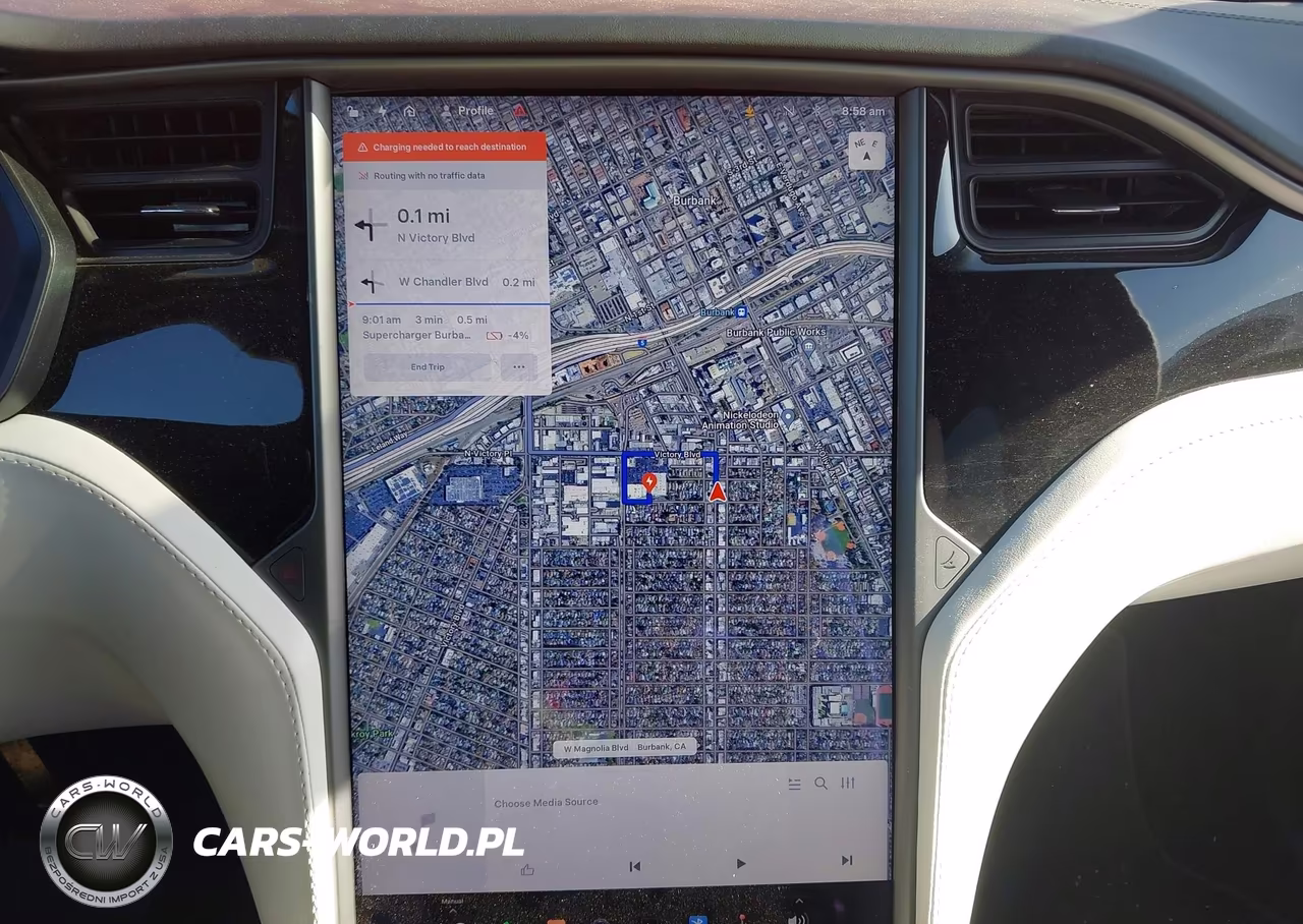 2018 Tesla Model X 100D-75D-P100D VIN:5YJXCAE27JF101982 - 18
