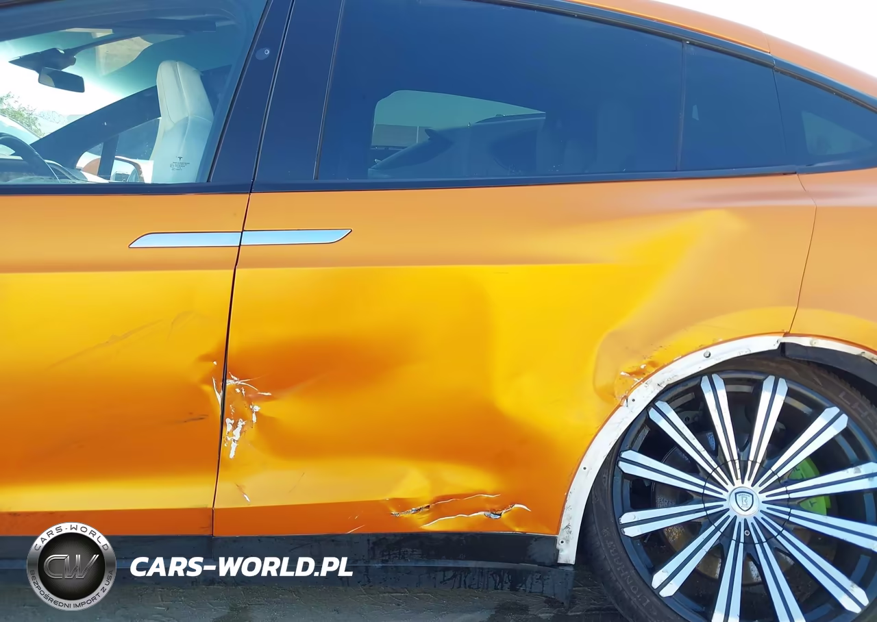 2018 Tesla Model X 100D-75D-P100D VIN:5YJXCAE27JF101982 - 6