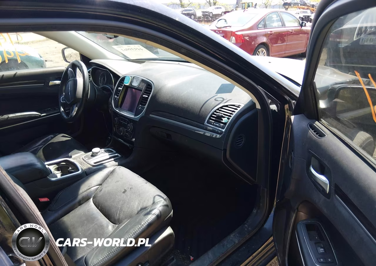2017 Chrysler 300 Limited VIN:2C3CCAAG1HH661974 - 5