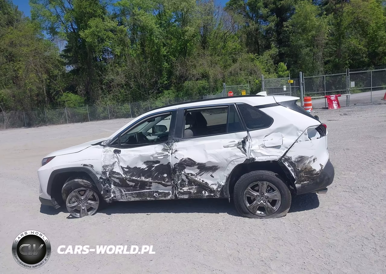 2025 Toyota Rav4 Hybrid Xle VIN:4T3RWRFVXSU214134 - 14