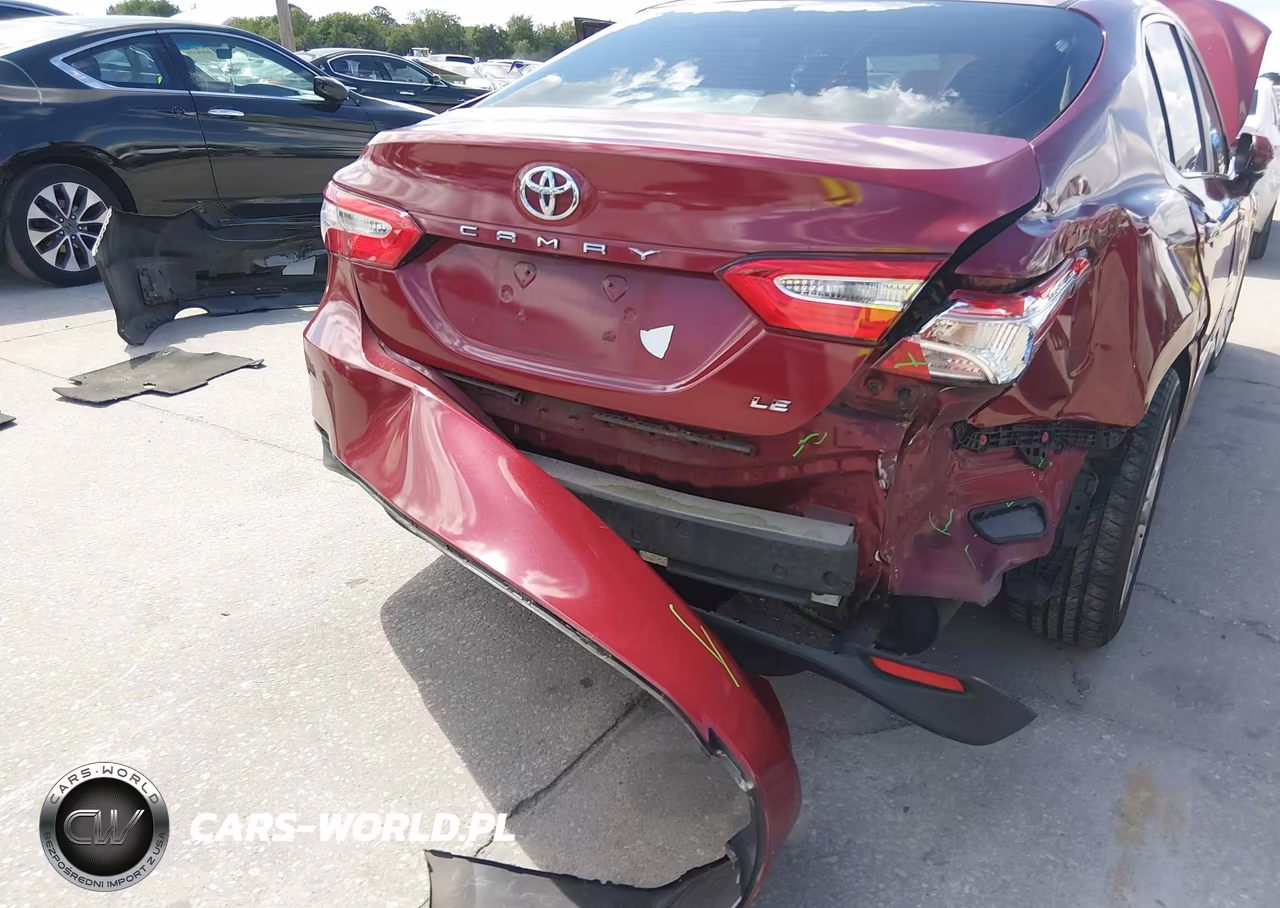 2018 Toyota Camry Le VIN:4T1B11HK0JU527852 - 6