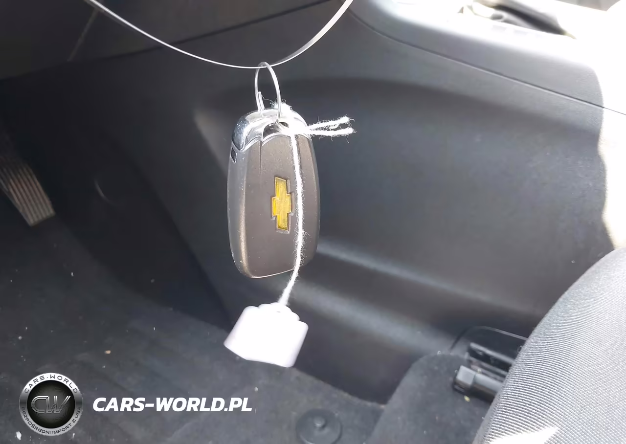 2018 Chevrolet Equinox Lt VIN:2GNAXSEV7J6250559 - 11