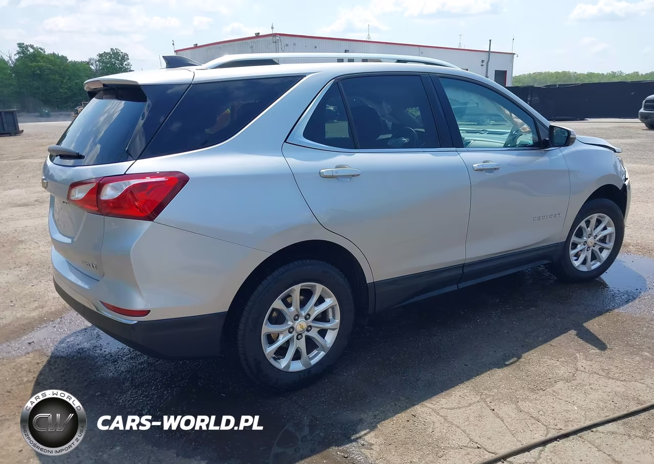 2018 Chevrolet Equinox Lt VIN:2GNAXSEV7J6250559 - 4