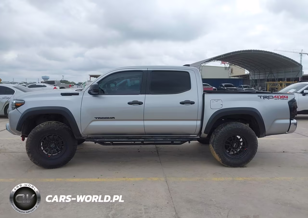 2022 Toyota Tacoma Trd Off Road VIN:3TMCZ5AN6NM516085 - 13