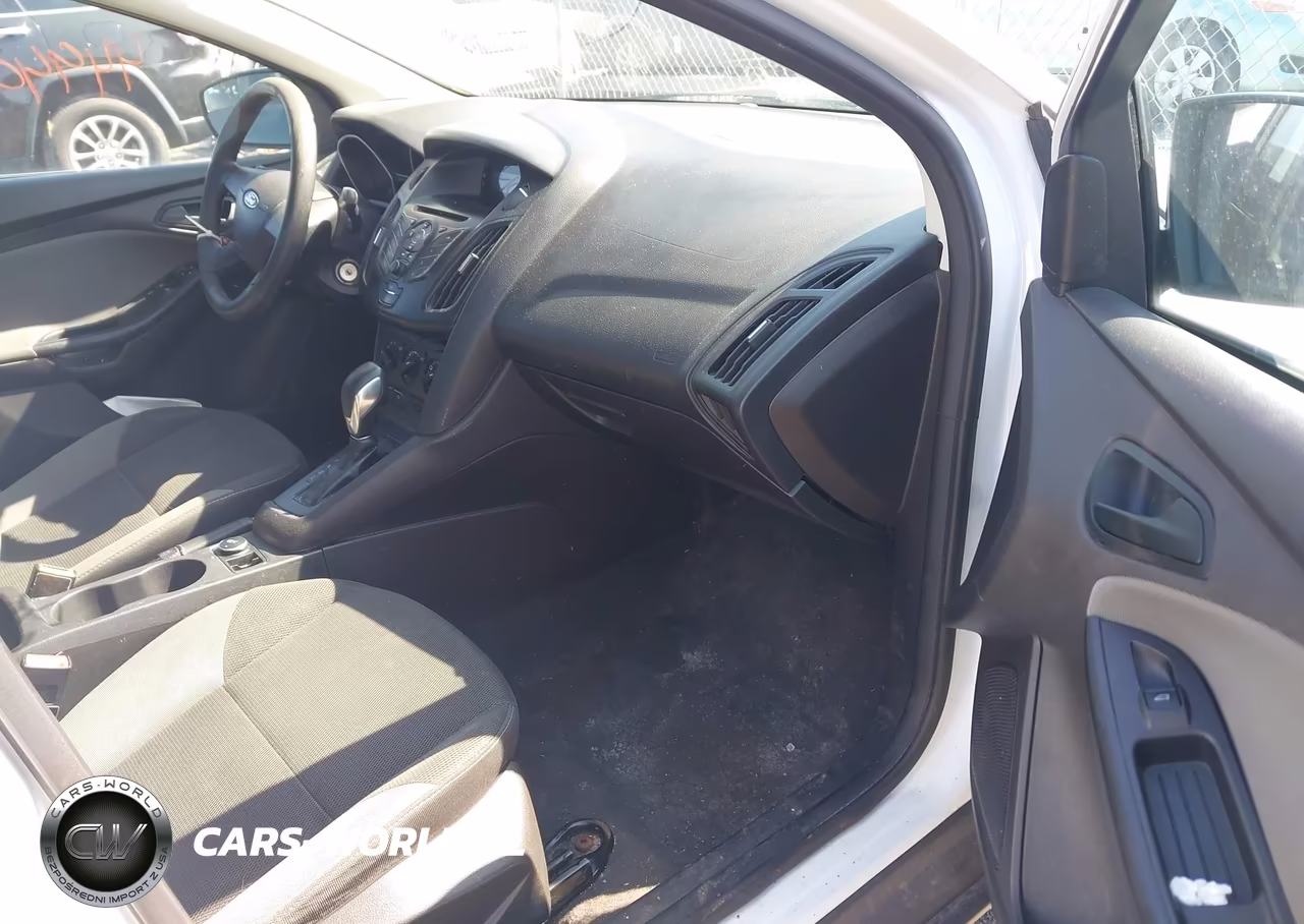 2014 Ford Focus S VIN:1FADP3E25EL255957 - 5