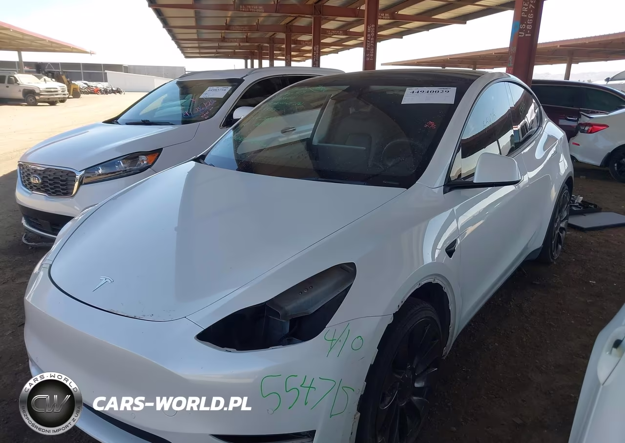 2022 Tesla Model Y Performance Dual Motor All-Wheel Drive VIN:7SAYGDEF5NF554715 - 2