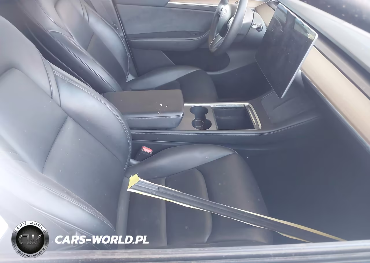 2022 Tesla Model Y Performance Dual Motor All-Wheel Drive VIN:7SAYGDEF5NF554715 - 5