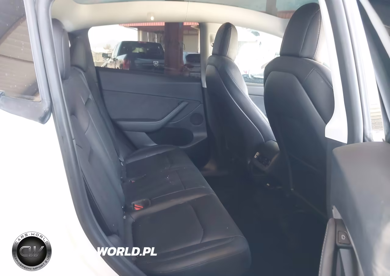 2022 Tesla Model Y Performance Dual Motor All-Wheel Drive VIN:7SAYGDEF5NF554715 - 8