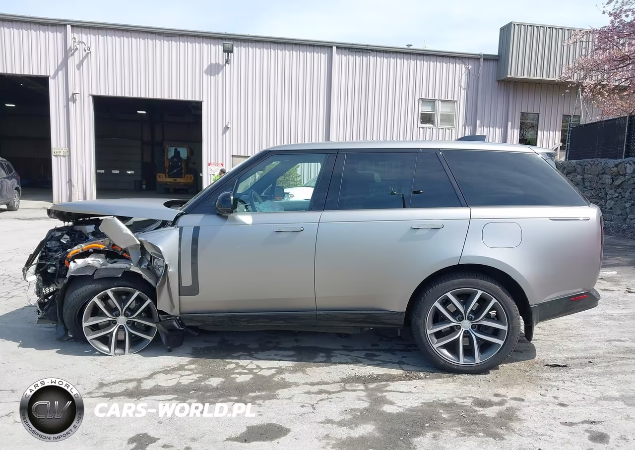 2025 Land Rover Range Rover P550E Se VIN:SALKP9F40SA300453 - 13