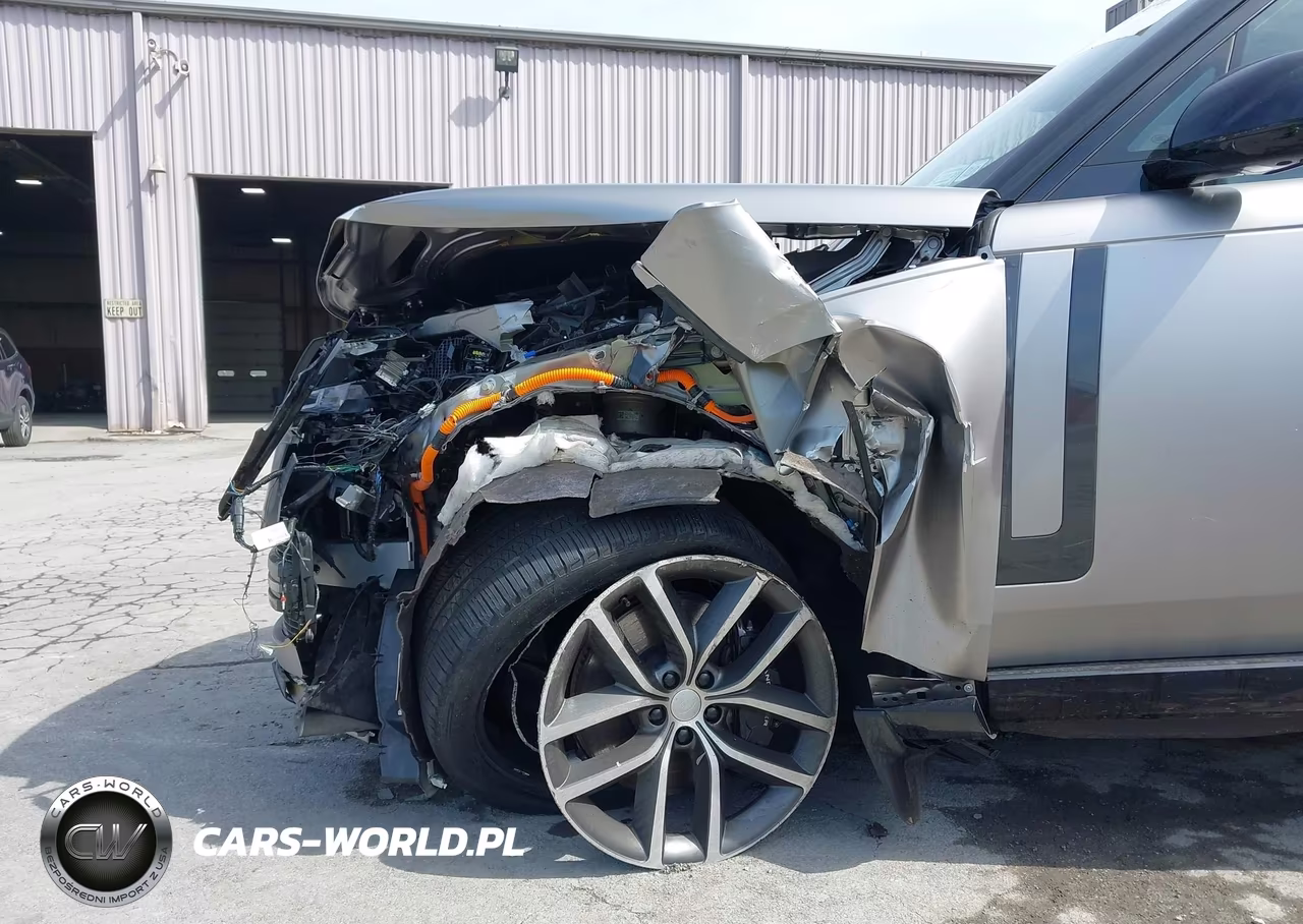 2025 Land Rover Range Rover P550E Se VIN:SALKP9F40SA300453 - 16