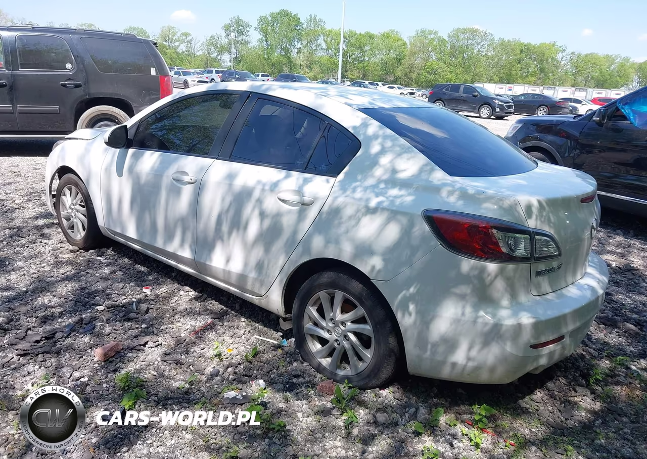 2012 Mazda Mazda3 I Touring VIN:JM1BL1V72C1555168 - 3
