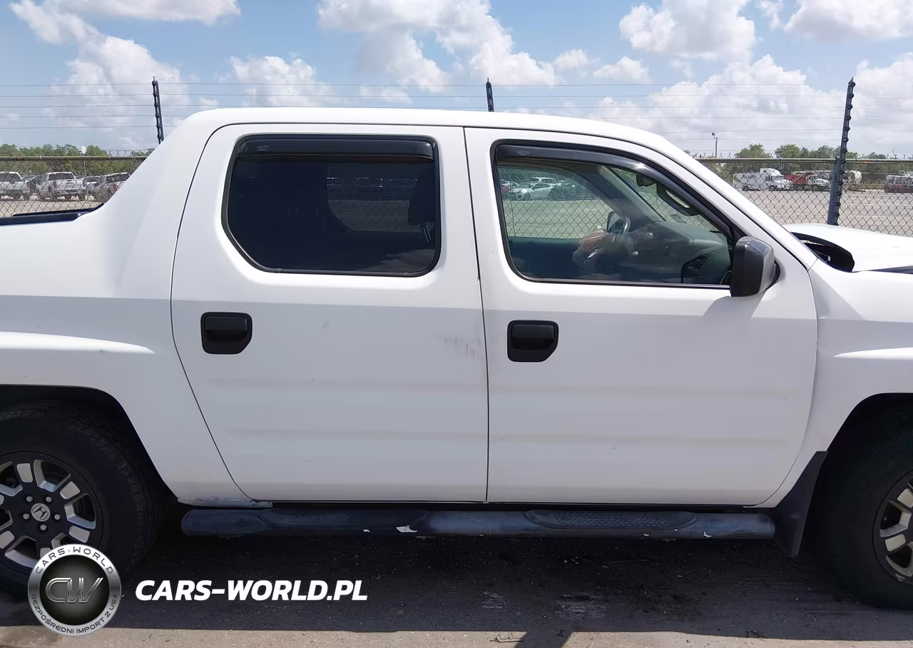 2014 Honda Ridgeline Sport VIN:5FPYK1F79EB002921 - 13