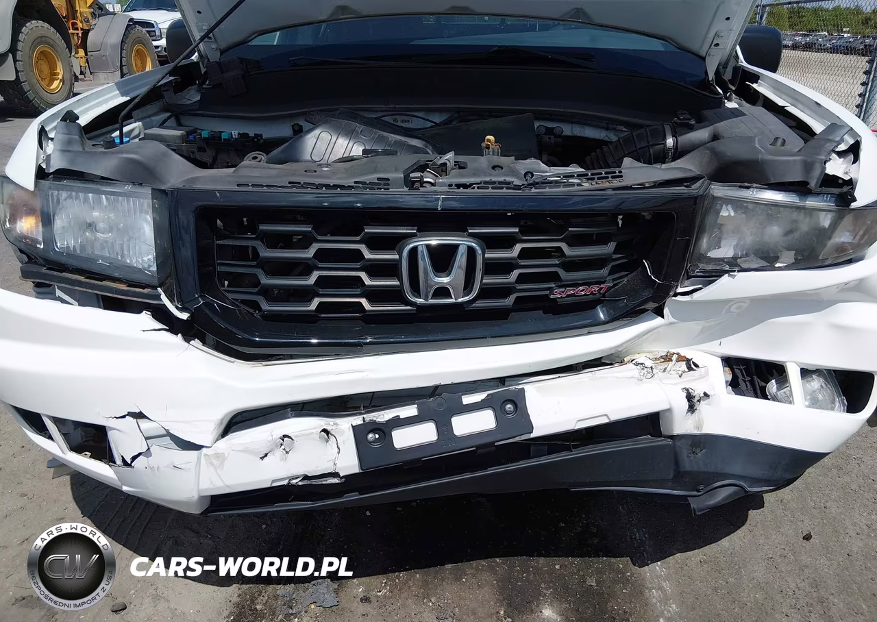 2014 Honda Ridgeline Sport VIN:5FPYK1F79EB002921 - 6