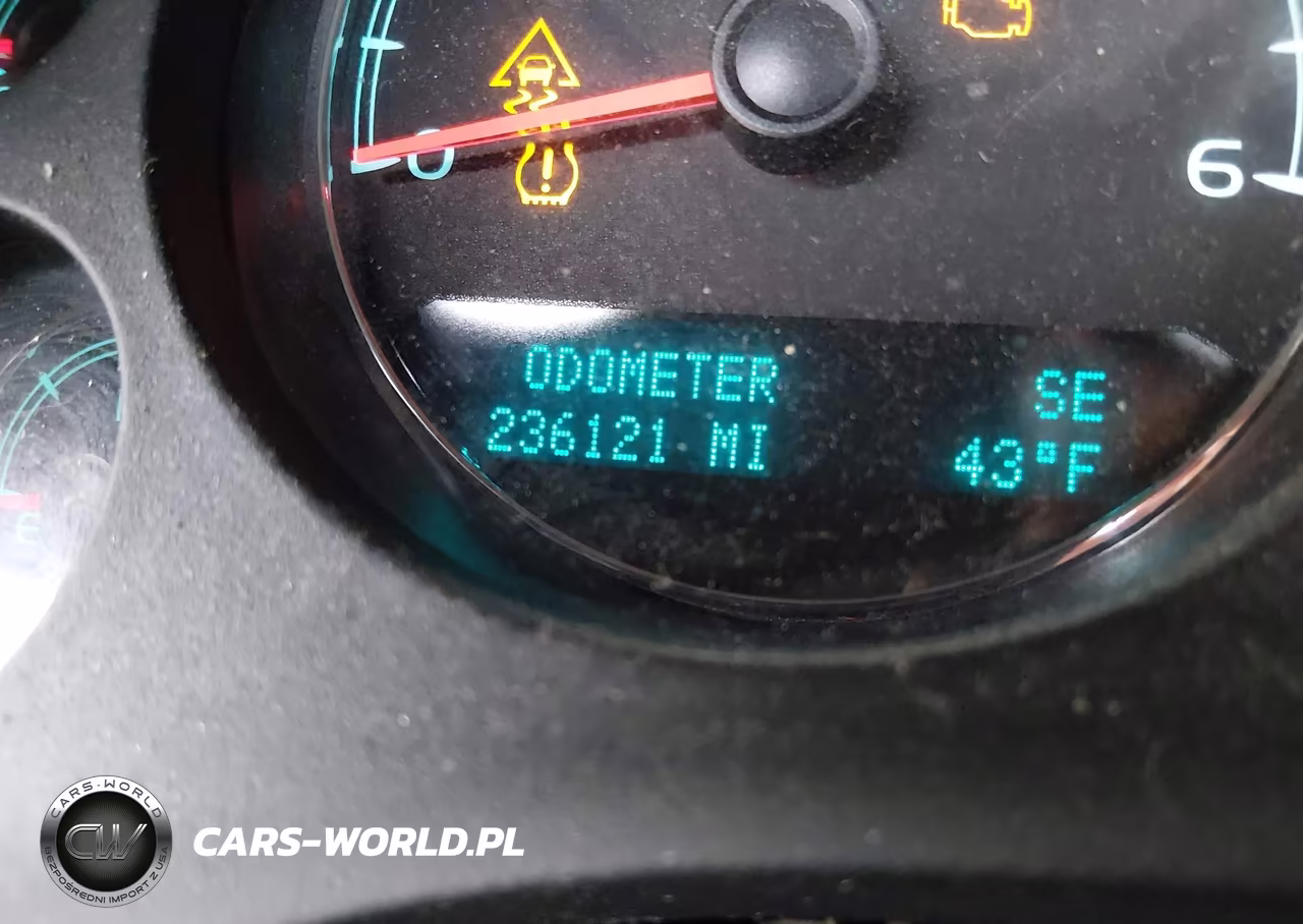 2010 Chevrolet Suburban 1500 Lt1 VIN:1GNUKJE33AR268971 - 15