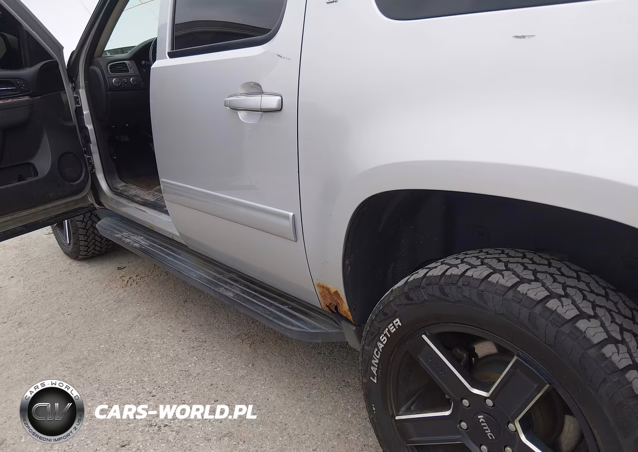 2010 Chevrolet Suburban 1500 Lt1 VIN:1GNUKJE33AR268971 - 6