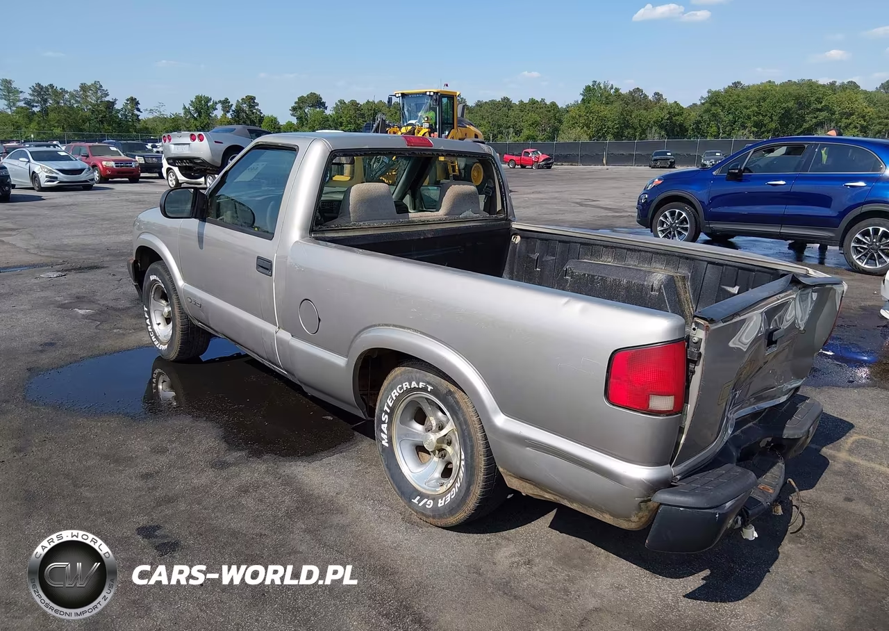 1998 Chevrolet S-10 Fleetside VIN:1GCCS14X6W8244265 - 3