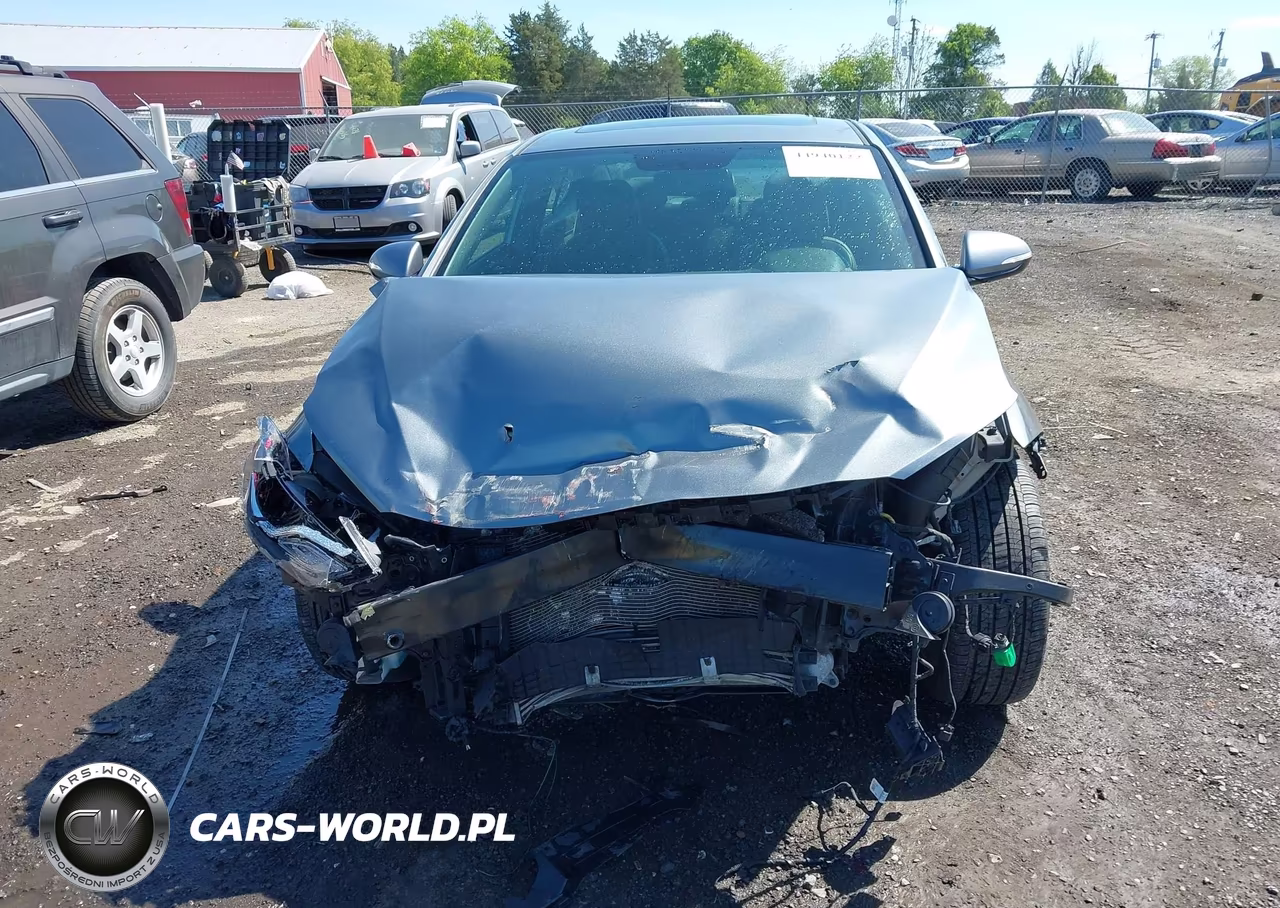 2017 Hyundai Elantra Sport VIN:KMHD04LB7HU329011 - 13