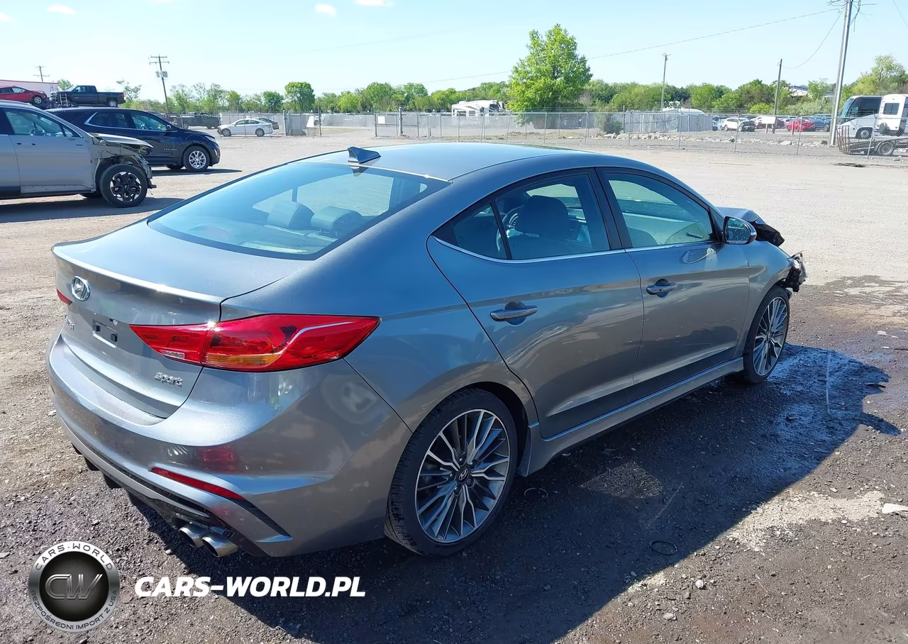 2017 Hyundai Elantra Sport VIN:KMHD04LB7HU329011 - 4