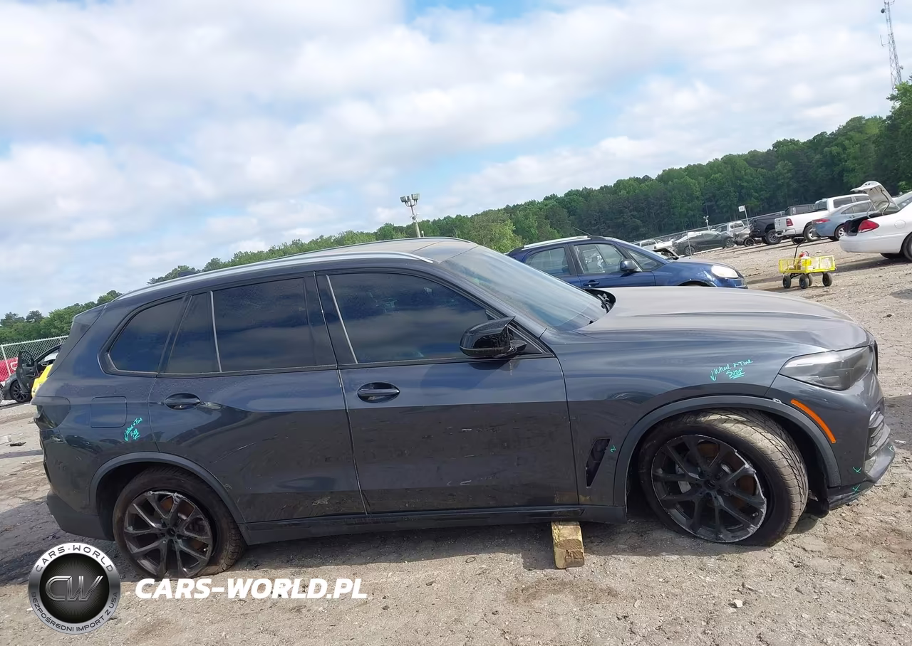 2021 BMW X5 xDrive40I VIN:5UXCR6C09M9E74064 - 13