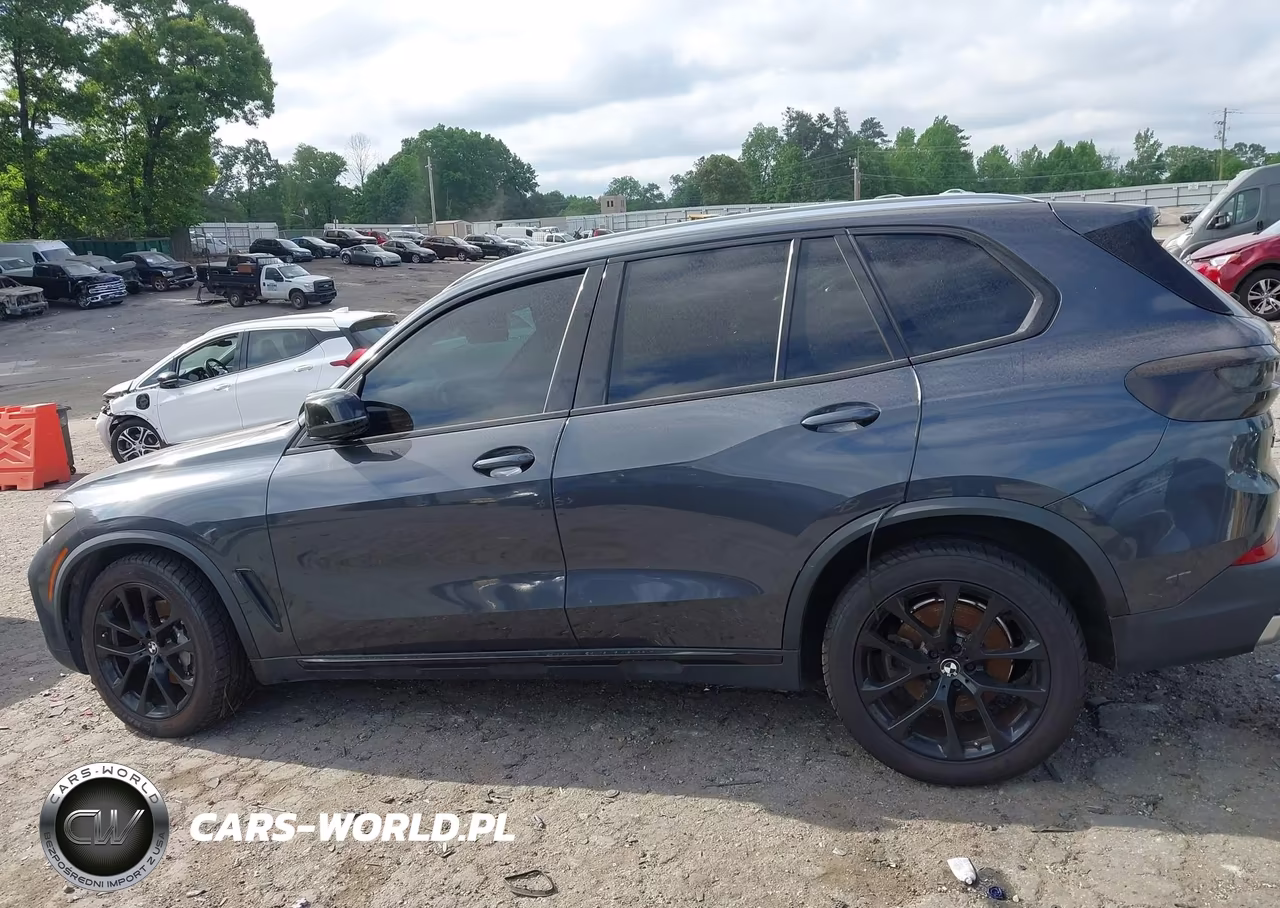 2021 BMW X5 xDrive40I VIN:5UXCR6C09M9E74064 - 14