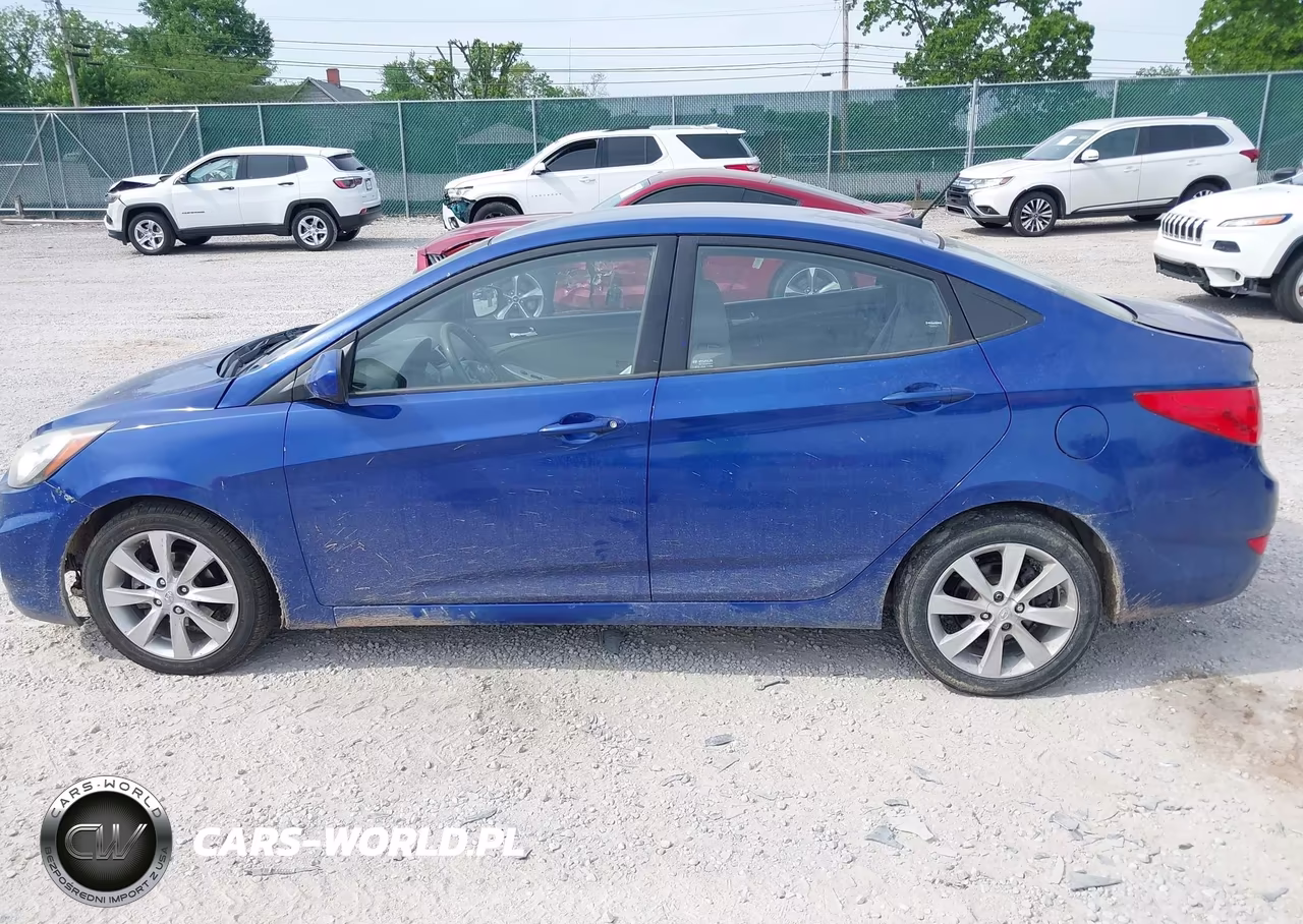 2012 Hyundai Accent Gls VIN:KMHCU4AE2CU045582 - 14