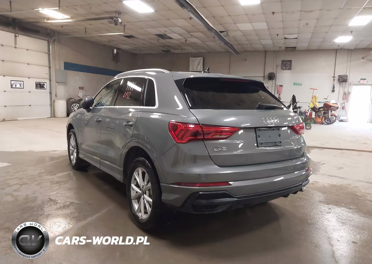 2025 Audi Q3 Premium 45 Tfsi S Line Quattro Tiptronic VIN:WA1EECF32S1093833 - 3
