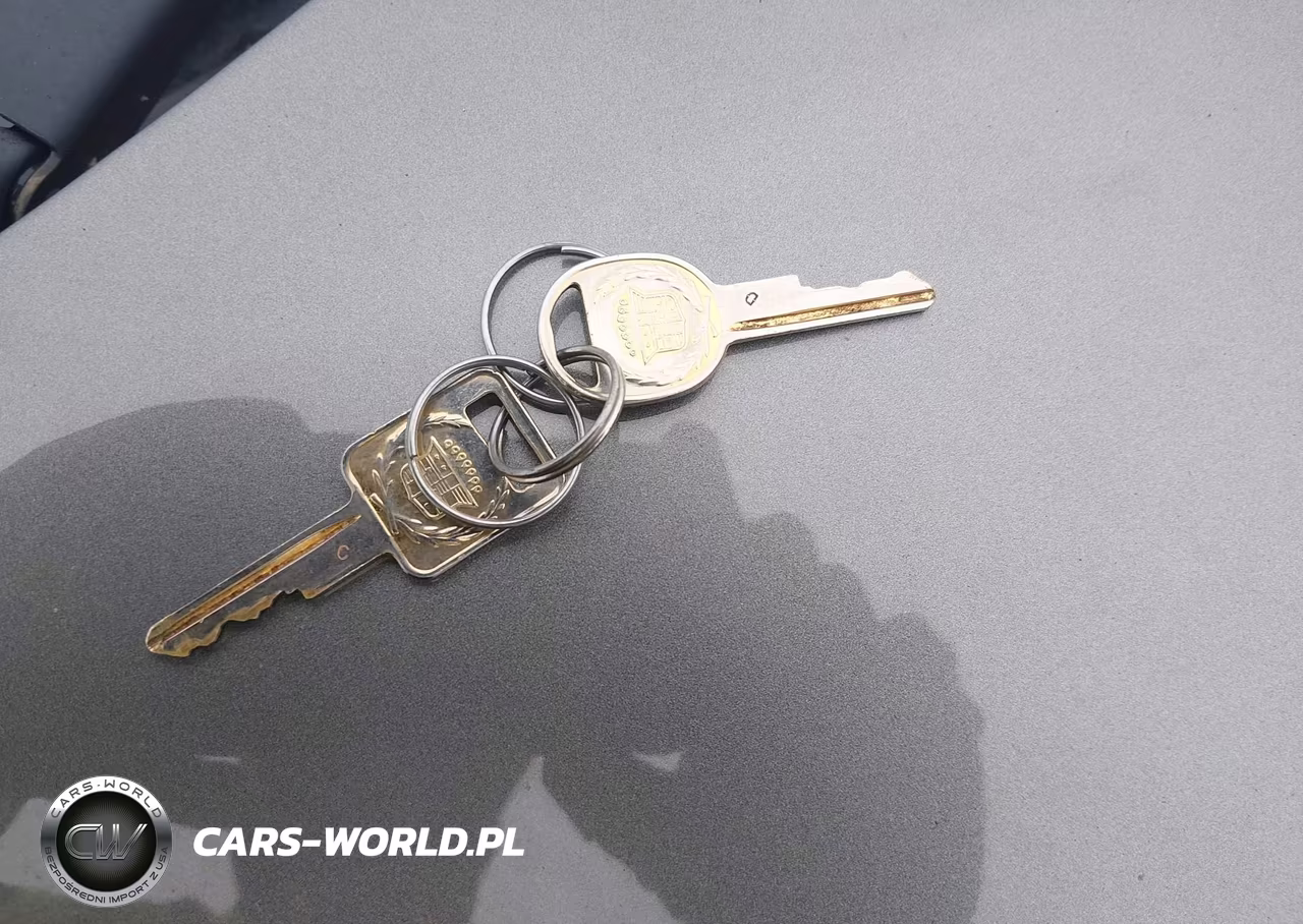 1987 Cadillac Deville VIN:1G6CD1180H4347055 - 11