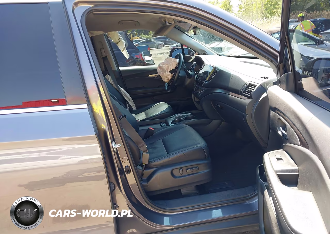 2021 Honda Pilot Awd Special Edition VIN:5FNYF6H25MB078615 - 5