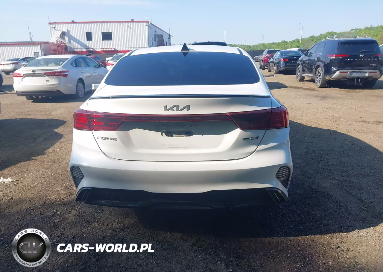 2022 Kia Forte Gt-Line VIN:3KPF54AD6NE481794 - 15