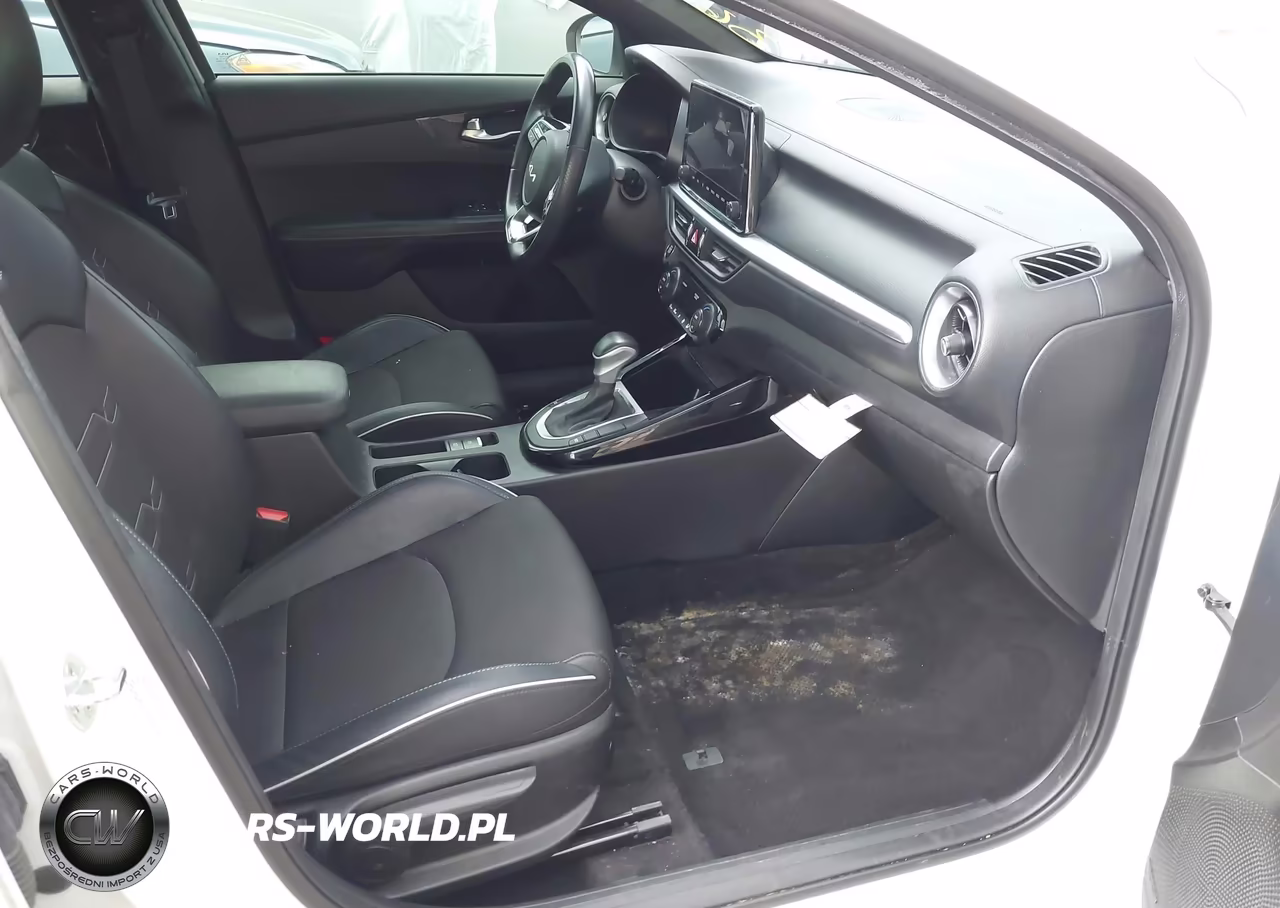 2022 Kia Forte Gt-Line VIN:3KPF54AD6NE481794 - 5
