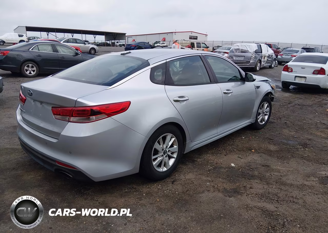 2018 Kia Optima Lx VIN:5XXGT4L38JG218299 - 4