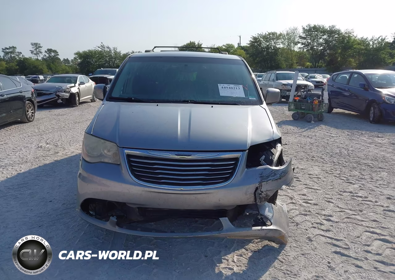 2016 Chrysler Town & Country Touring VIN:2C4RC1BG3GR280625 - 12