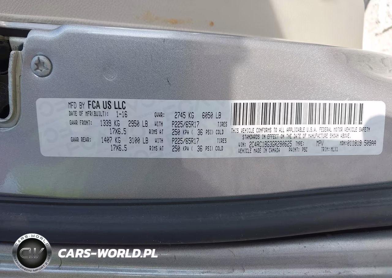 2016 Chrysler Town & Country Touring VIN:2C4RC1BG3GR280625 - 9