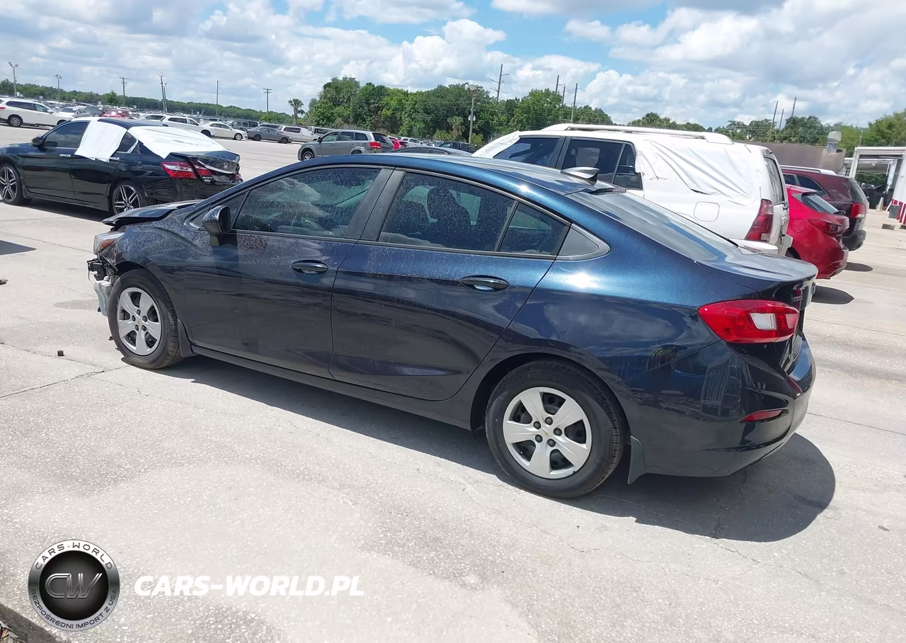 2016 Chevrolet Cruze Ls Auto VIN:1G1BC5SM3G7267625 - 3