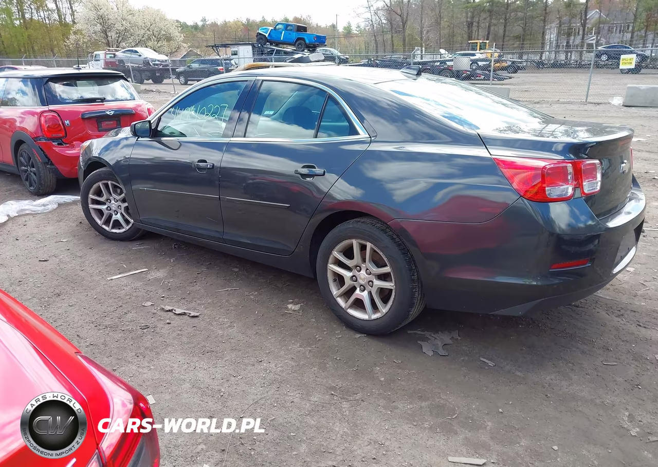 2014 Chevrolet Malibu 1Lt VIN:1G11C5SL9EF211517 - 3