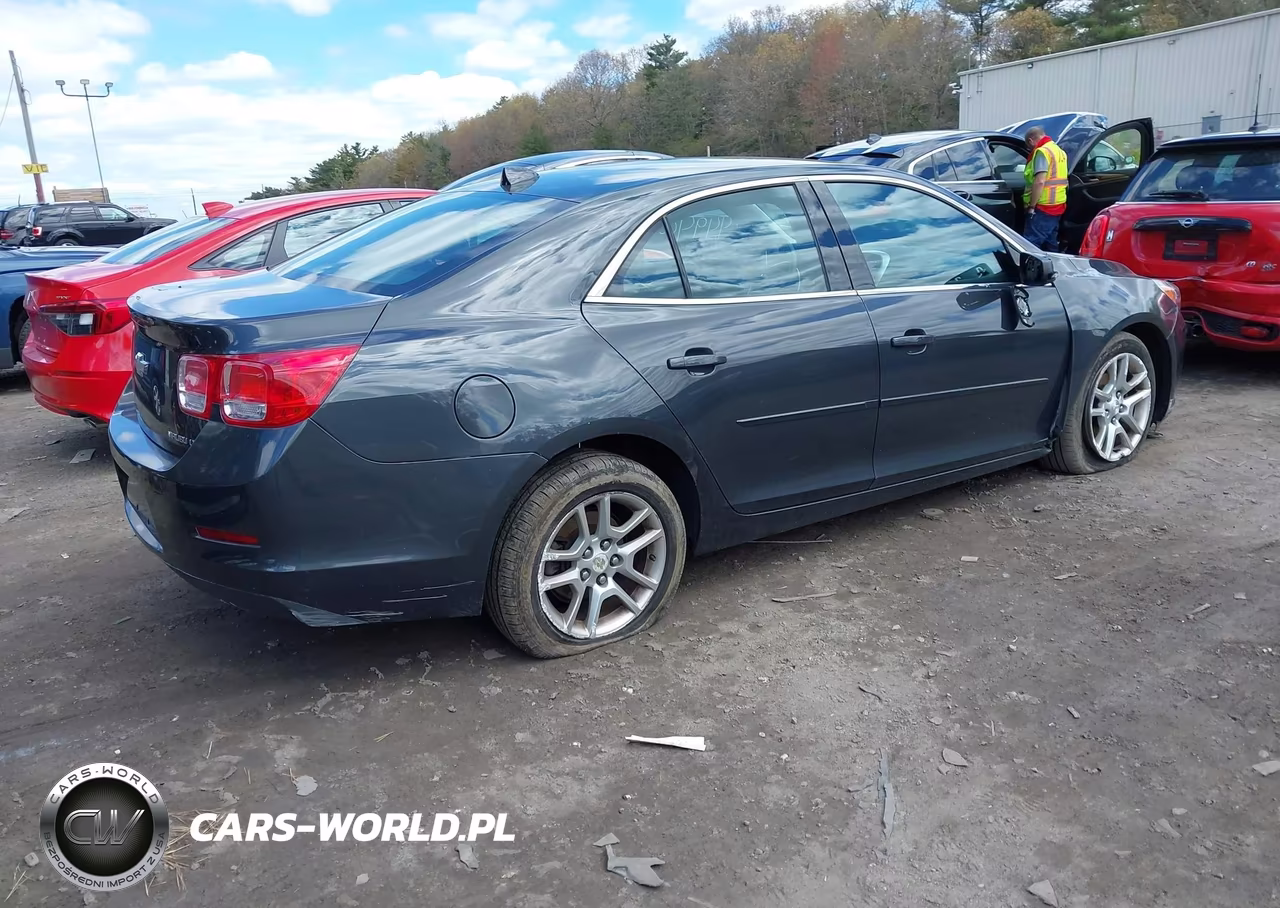 2014 Chevrolet Malibu 1Lt VIN:1G11C5SL9EF211517 - 4