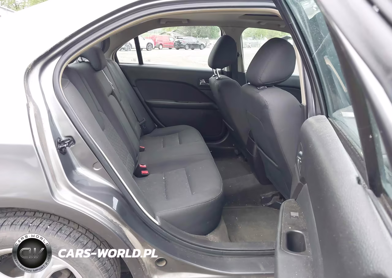 2012 Ford Fusion Se VIN:3FAHP0HA5CR129230 - 8