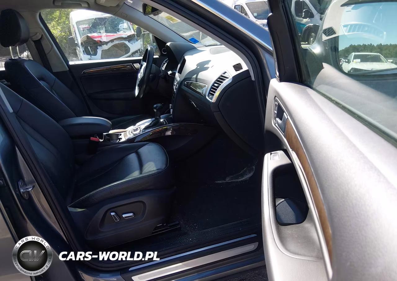 2016 Audi Q5 2.0T Premium VIN:WA1L2AFP0GA070596 - 5