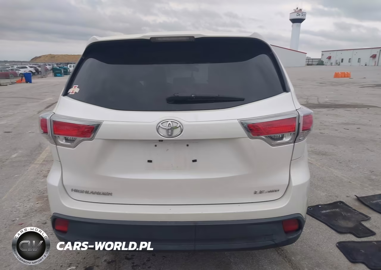 2014 Toyota Highlander Le V6 VIN:5TDBKRFH8ES010204 - 16
