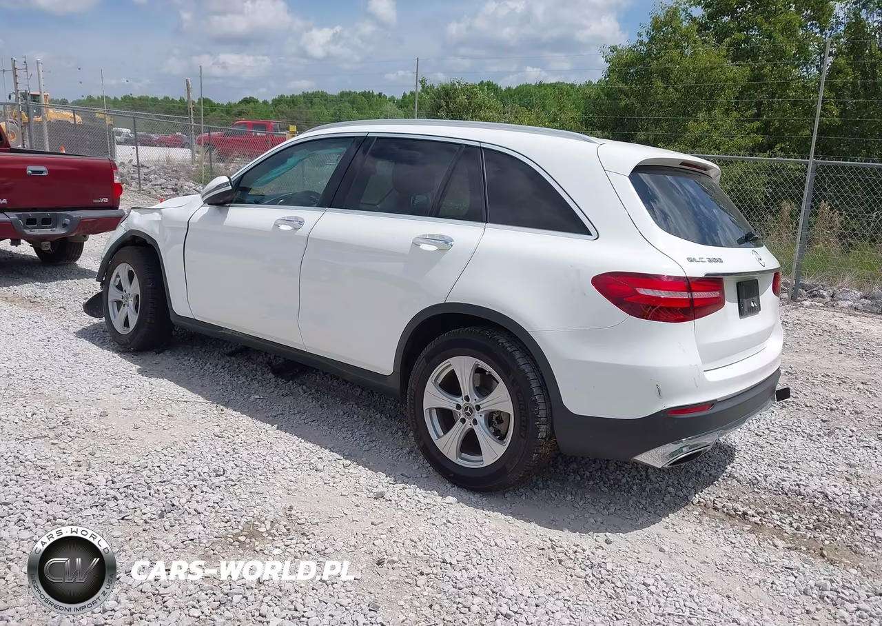 2018 Mercedes-Benz Glc 300 VIN:WDC0G4JB0JV101847 - 3