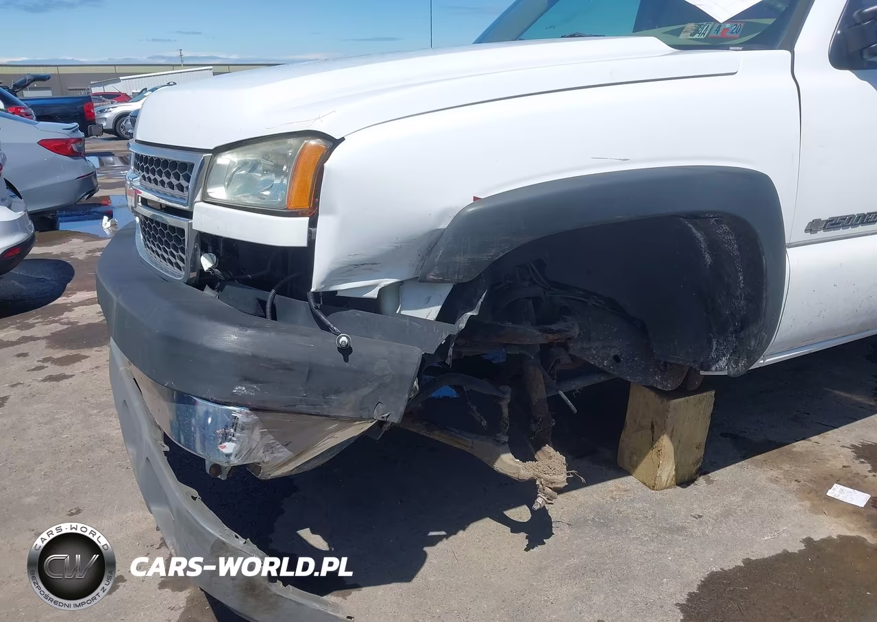 2005 Chevrolet Silverado 2500Hd Work Truck VIN:1GBHC24U05E162955 - 6