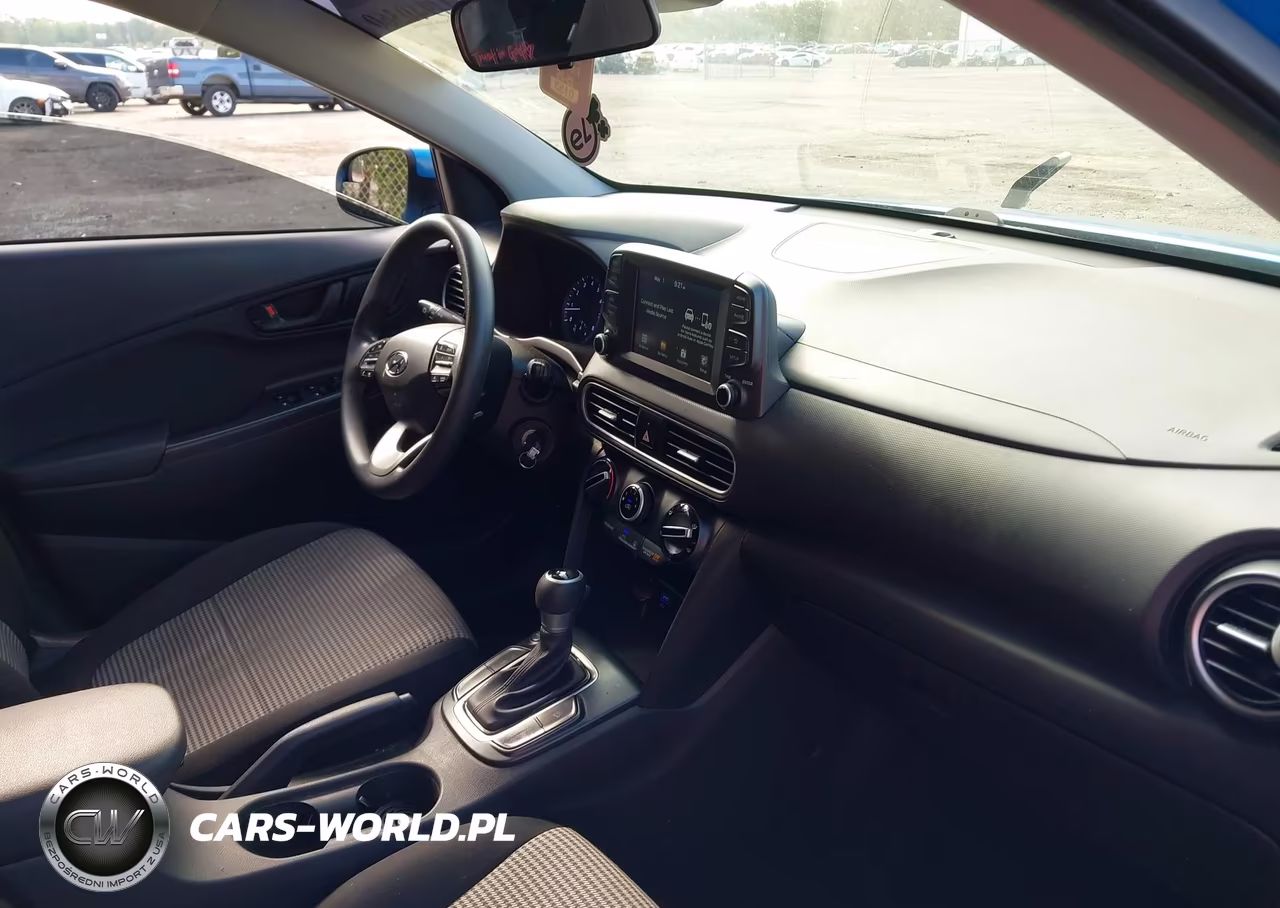 2019 Hyundai Kona Se VIN:KM8K12AA5KU260457 - 5