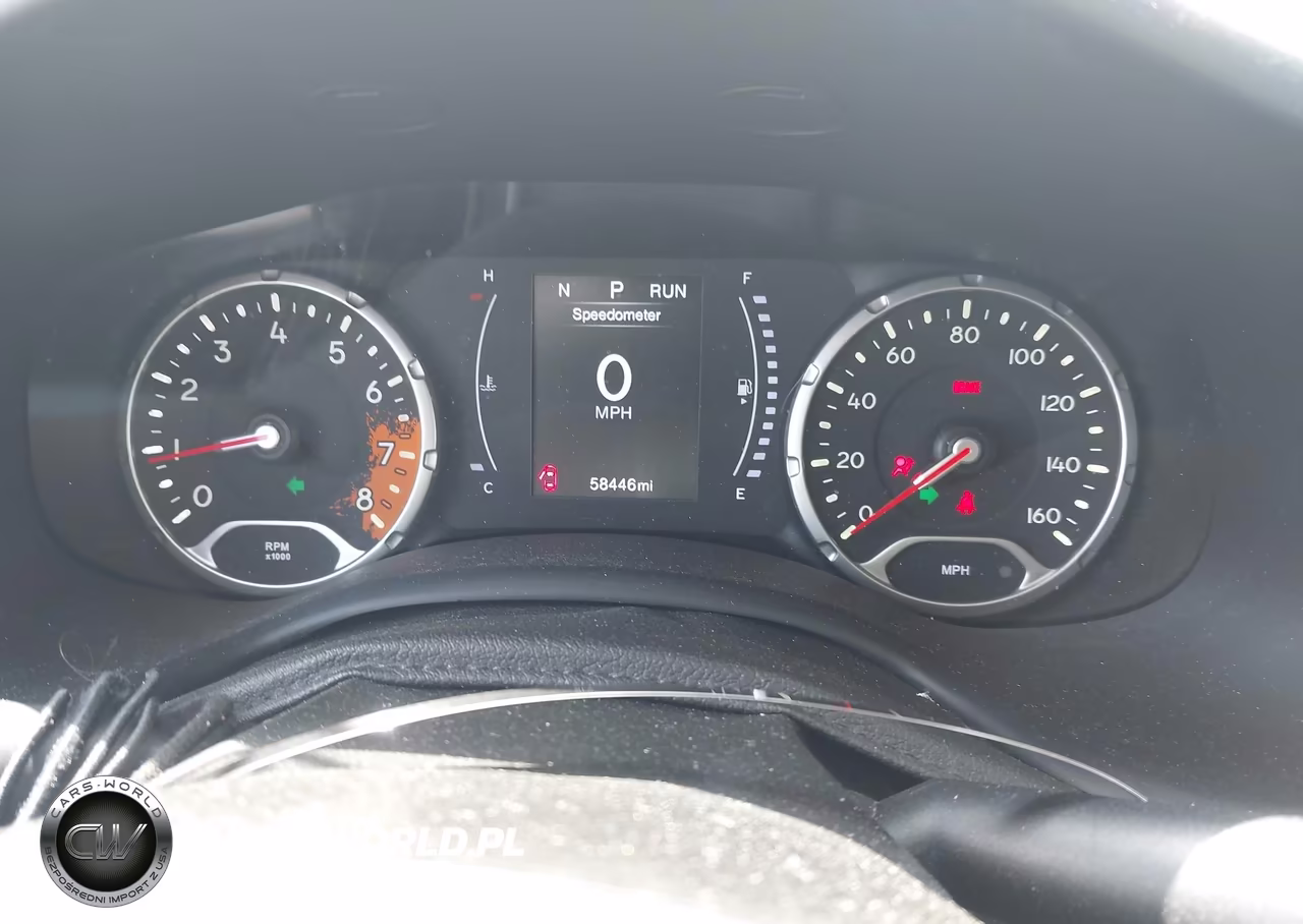 2018 Jeep Renegade Latitude 4X4 VIN:ZACCJBBB0JPJ52955 - 7