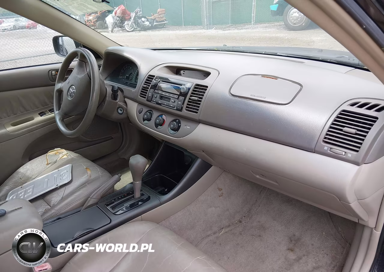 2003 Toyota Camry Le V6 VIN:4T1BF32K83U056154 - 5