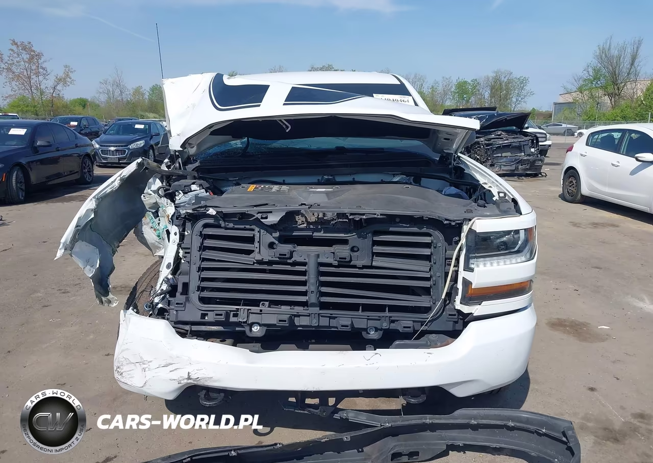 2017 Chevrolet Silverado 1500 Custom VIN:1GCVKPEC3HZ130521 - 12