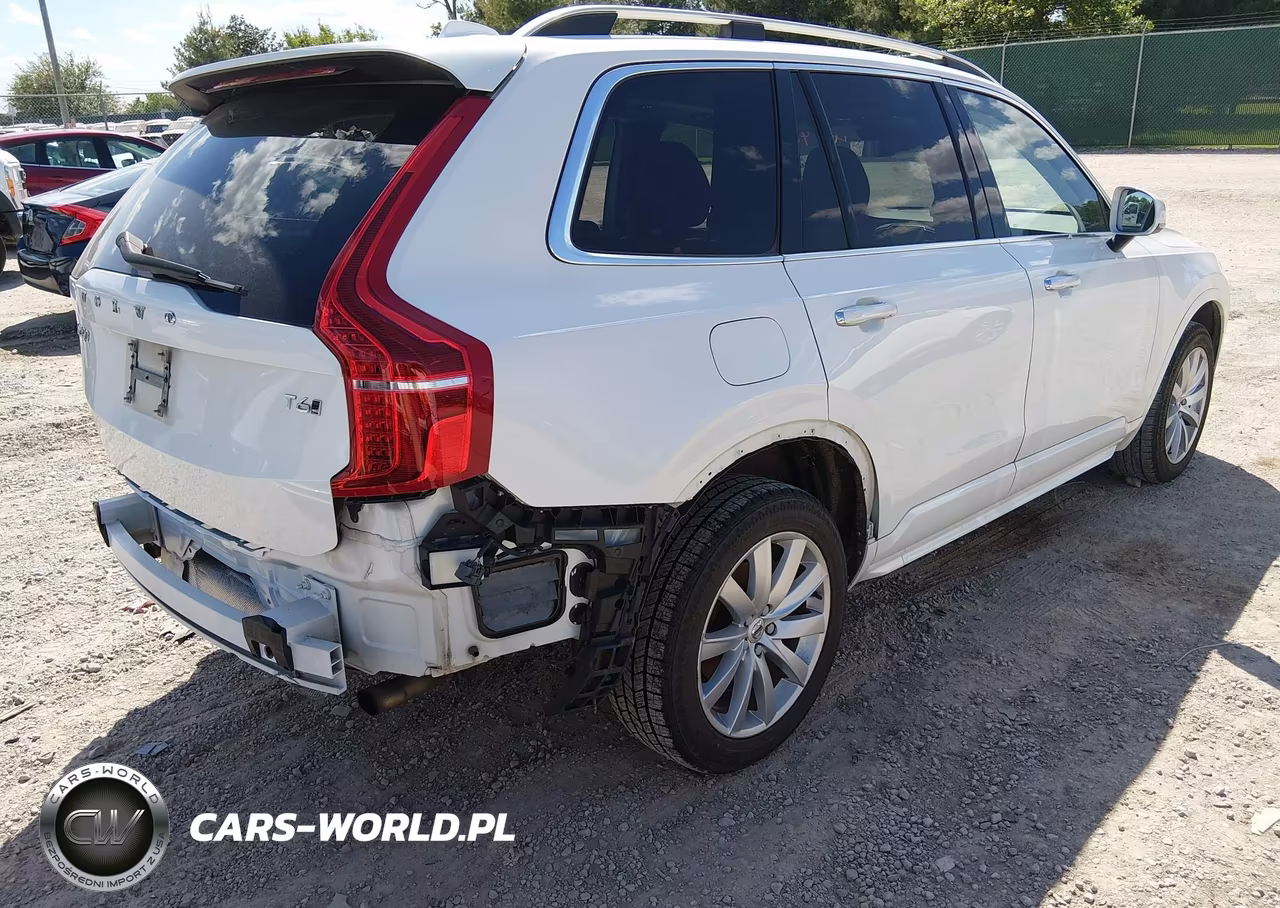 2018 Volvo Xc90 T6 Momentum VIN:YV4A22PK2J1207323 - 4