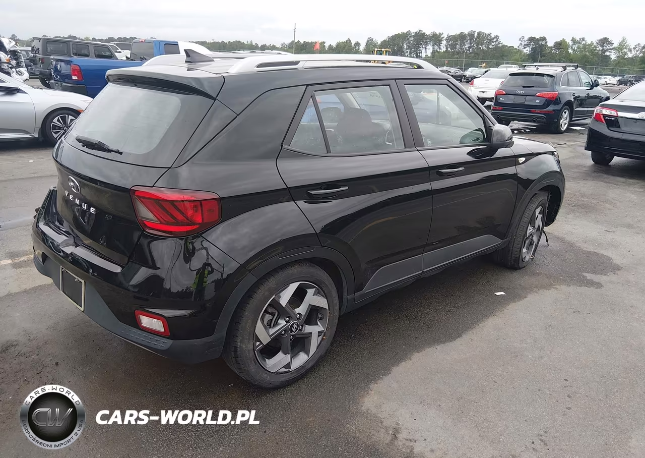 2021 Hyundai Venue Sel VIN:KMHRC8A34MU125955 - 4