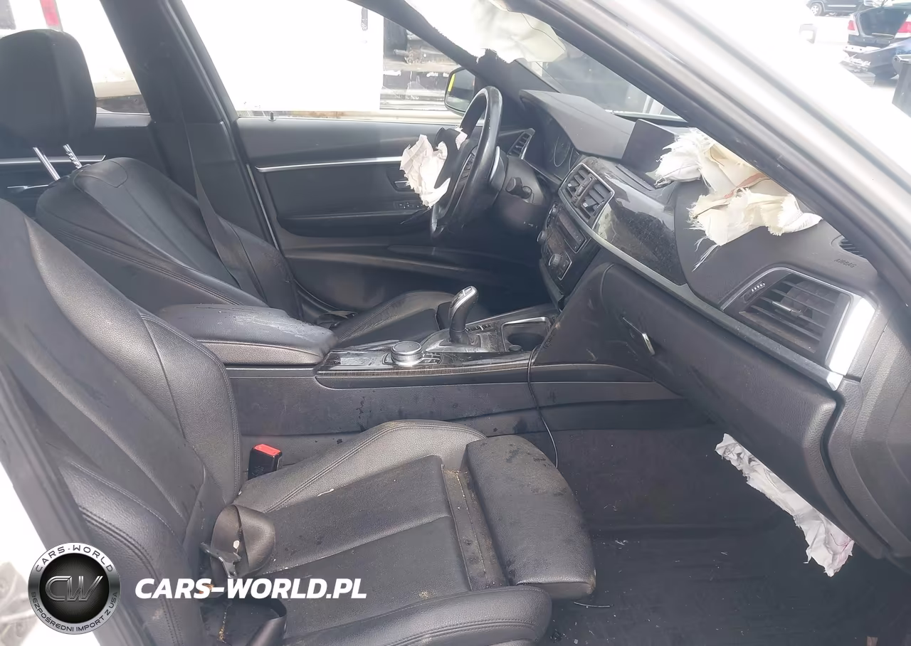 2018 BMW 330I xDrive VIN:WBA8D9G56JNU68636 - 5