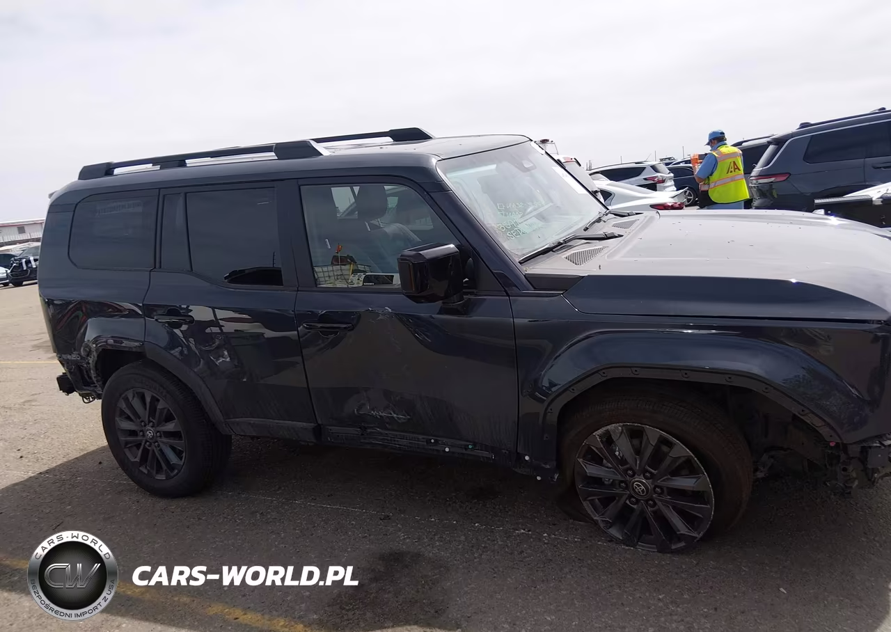 2026 Toyota Land Cruiser VIN:JTEABFAJXTK053494 - 13